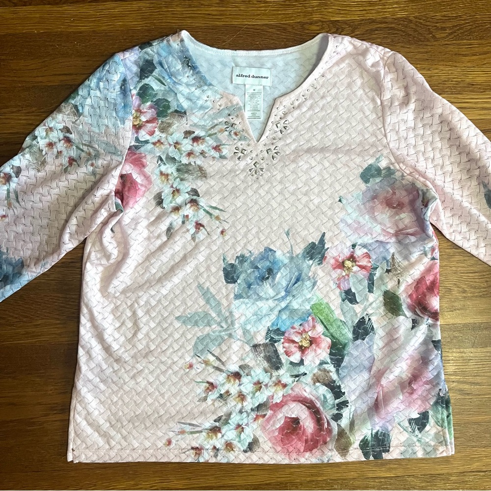 Alfred Dunner M pink floral stretch bling top pastel fairy Grandmacore
